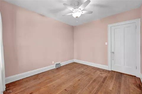 2929 E Derbyshire Rd, Cleveland Heights, OH 44118 photo 31