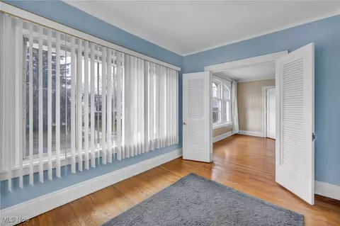 2929 E Derbyshire Rd, Cleveland Heights, OH 44118 photo 26