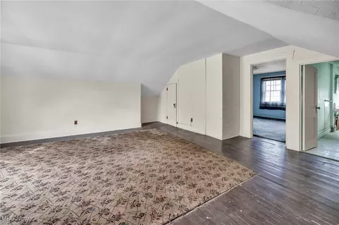 2929 E Derbyshire Rd, Cleveland Heights, OH 44118 photo 36