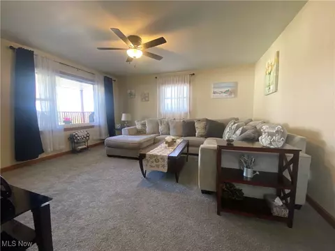 Living - 341 Stephens Rd, Akron, OH 44312 photo 3 of 4