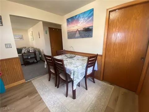 Dining - 341 Stephens Rd, Akron, OH 44312 photo 3 of 3
