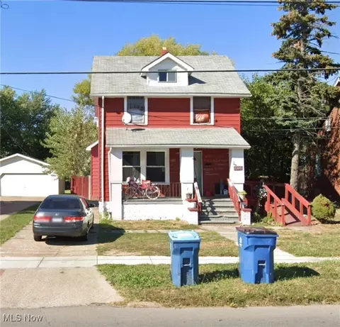 1046 W 21st St, Lorain, OH 44052