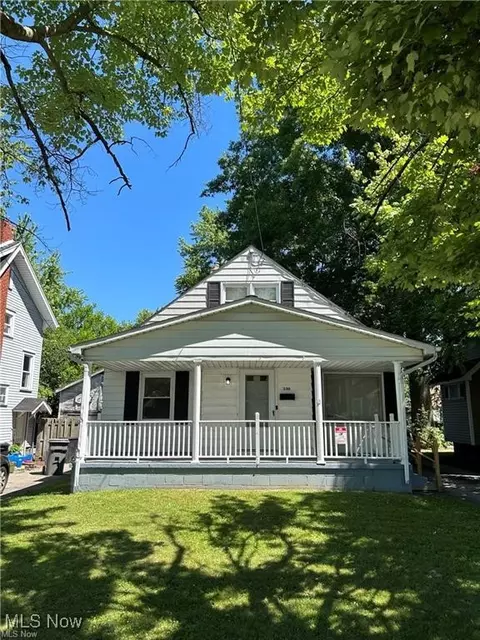 330 Hilton Ave, Youngstown, OH 44507