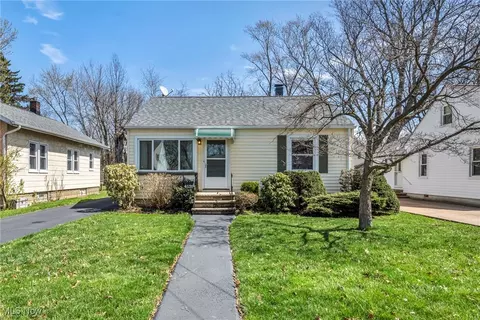 4139 Buckeye Ave, Willoughby, OH 44094