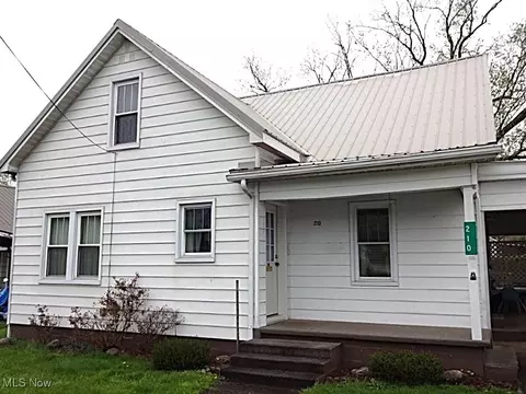 210 Third St, Spencer, WV 25276 photo 2