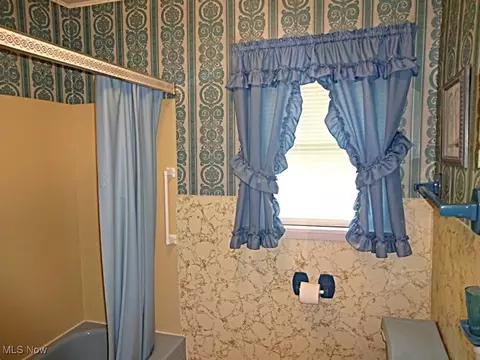 210 Third St, Spencer, WV 25276 photo 18