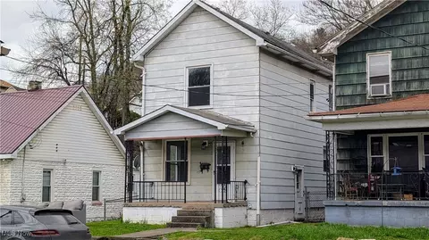 4011 Mound St, Weirton, WV 26062