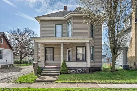 31 NE Ohio Ave NE, Massillon, OH 44646