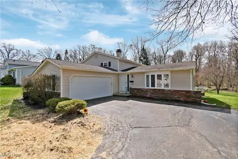 96 Spring Creek Rd, Northfield, OH 44067