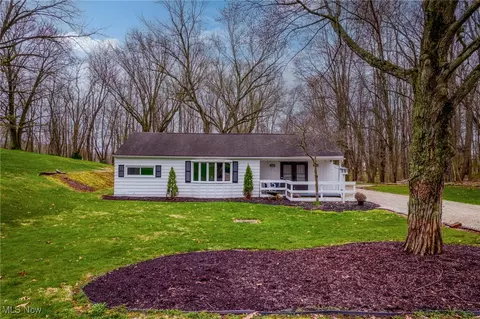 3420 Overlook Dr, Springfield, OH 44312