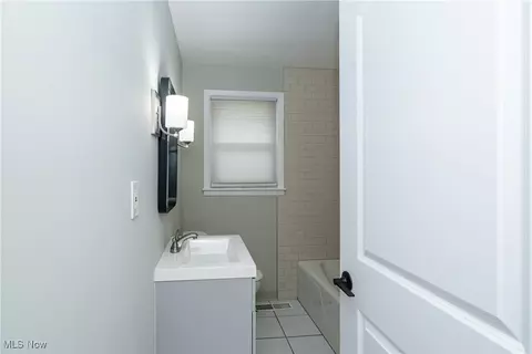 7021 Amherst Ave, Boardman, OH 44512 photo 11