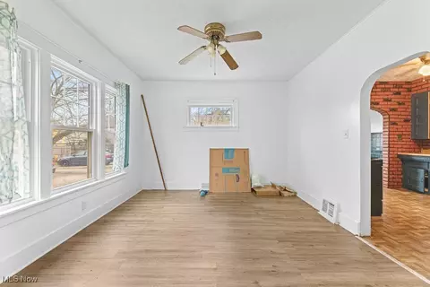 838 Wright Ave, Alliance, OH 44601 photo 11