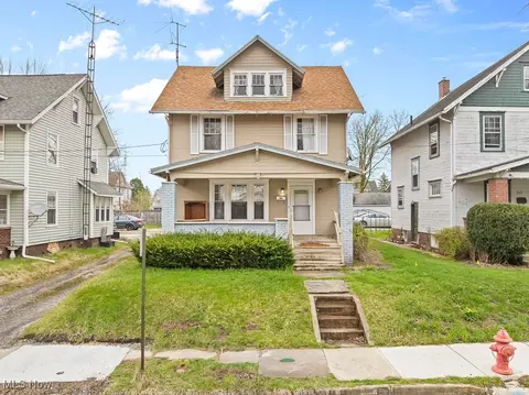 838 Wright Ave, Alliance, OH 44601