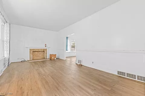 838 Wright Ave, Alliance, OH 44601 photo 8