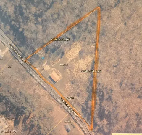 185 Lake Washington Rd, Parkersburg, WV 26101