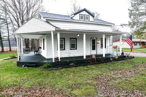 3191 Lawton Ave, Rock Creek, OH 44084