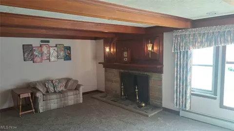 Living - 2963 Tall Tree Trl, Willoughby Hills, OH 44092 photo 1 of 2