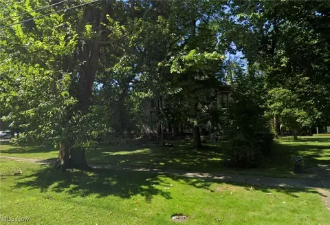 408 Washington Ave, Elyria, OH 44035