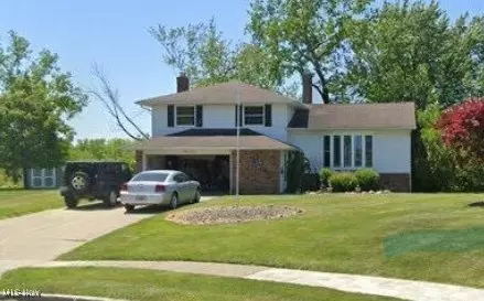 344 Promontory Plz, Eastlake, OH 44095