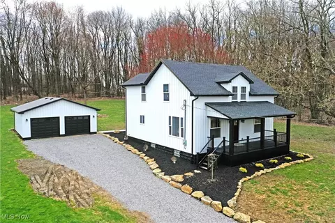 7428 Stewart Sharon Rd, Hubbard, OH 44425