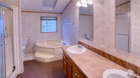Bath - 6063 Rudd Rd, Ashtabula, OH 44004 photo 1 of 3