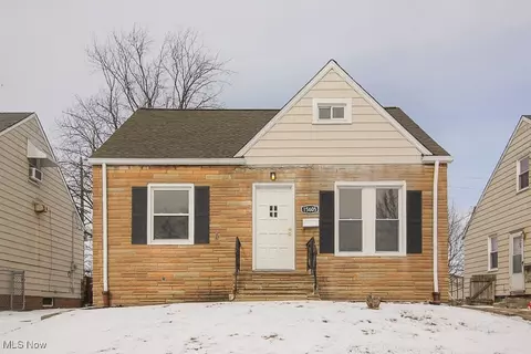 15605 Benhoff Dr, Maple Heights, OH 44137
