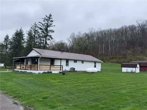 8848 N Rokeby Cir NW, Mcconnelsville, OH 43756