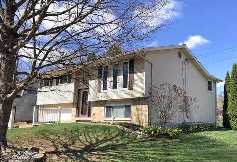 247 Houghton Rd, Northfield, OH 44067