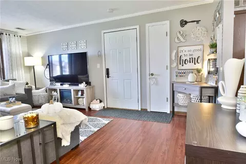 906 Pearson Cir #4, Boardman, OH 44512 photo 12
