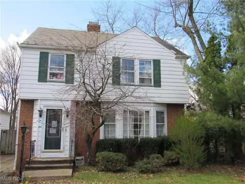 2368 Eardley Rd, University Heights, OH 44118