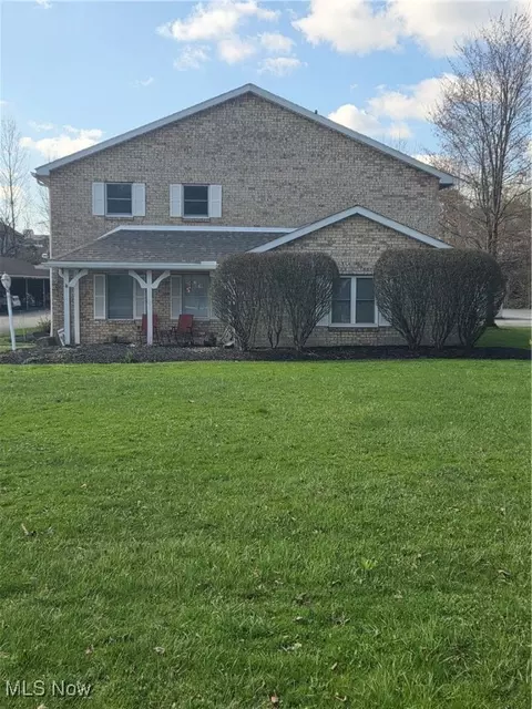 3761 Indian Run Dr #2, Canfield, OH 44406