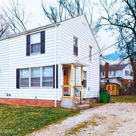 25170 Treadwell Ave, Euclid, OH 44117