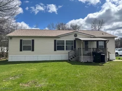 149 Northgate Dr NE, Warren, OH 44484