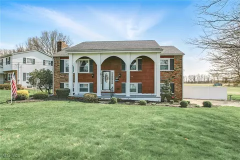 2109 Merle Rd, Salem, OH 44460