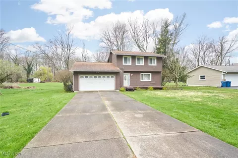 3832 S Sunnyfield Dr, Copley, OH 44321