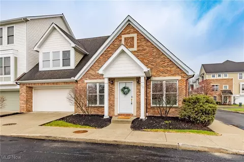 3716 Coral Pl, Cleveland Heights, OH 44118
