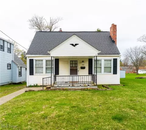 788 Mckinley Ave, Bedford, OH 44146