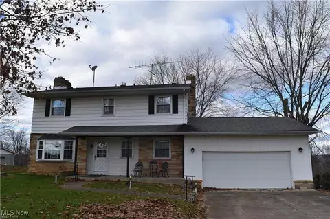 70392 Barton Rd, Saint Clairsville, OH 43950