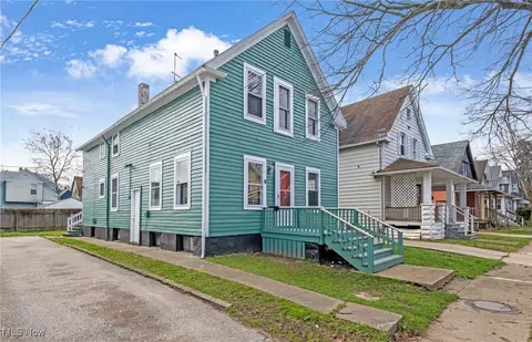 3855 W 42nd St, Cleveland, OH 44109