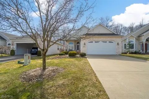9738 Scottsdale Dr, Broadview Heights, OH 44147