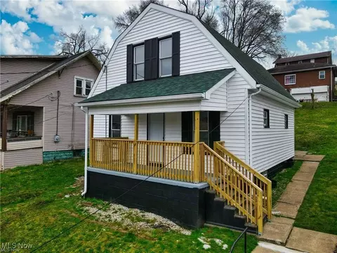 233 Beech Rd, Weirton, WV 26062 photo 1