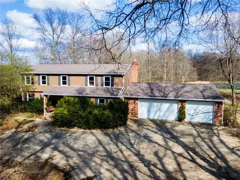 269 N Duck Creek Rd, North Jackson, OH 44451