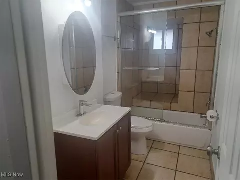 1250 E 276th St, Euclid, OH 44132 photo 3