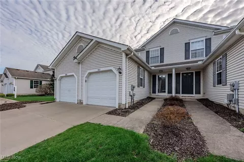 385 Angela Ln, Avon Lake, OH 44012
