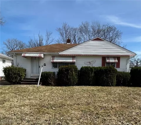 4209 E 189th St, Cleveland, OH 44122