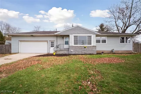 2744 Austinburg Rd, Ashtabula, OH 44004