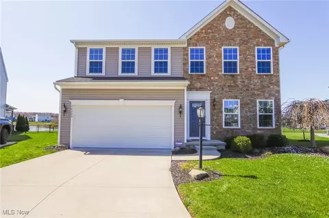 36200 Waterscape Ct, North Ridgeville, OH 44039