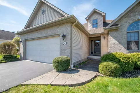 7007 Clingan Rd #64, Poland, OH 44514