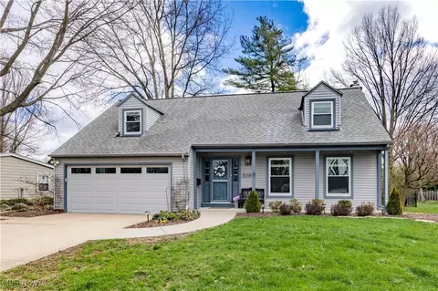 5096 Dogwood Trl, Lyndhurst, OH 44124