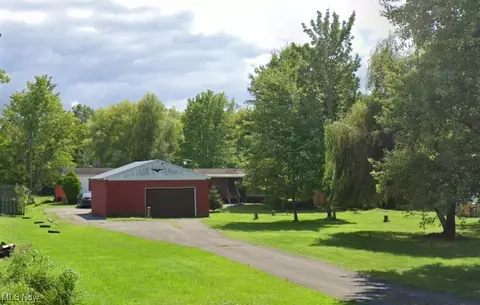 6790 Slater Rd, Andover, OH 44003